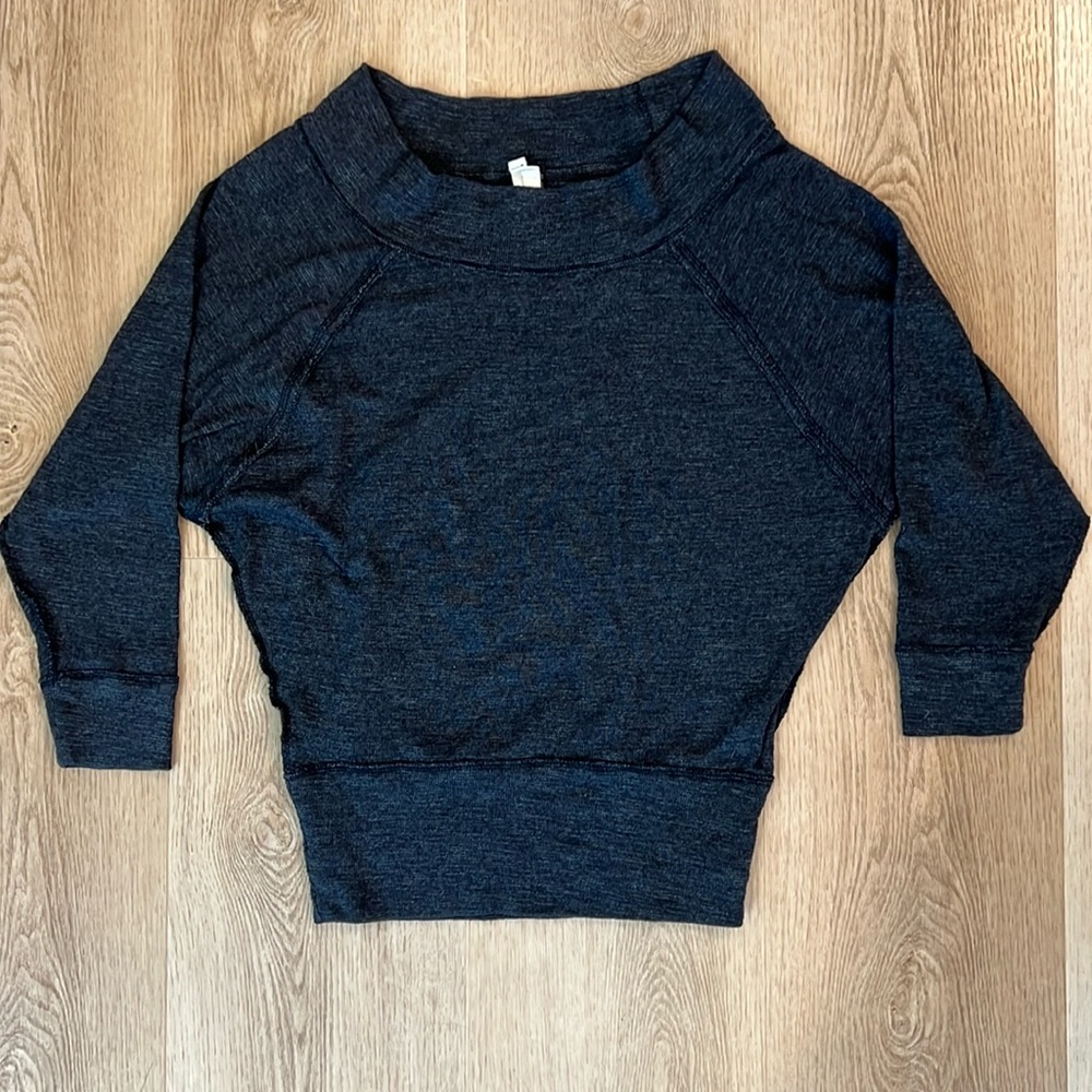 Free People Women’s Wide Neck Off Shoulder Heather Gray Sweatshirt Size XS